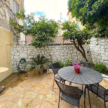 Traditional House With Ivy Garden Corfu  Luaran gambar
